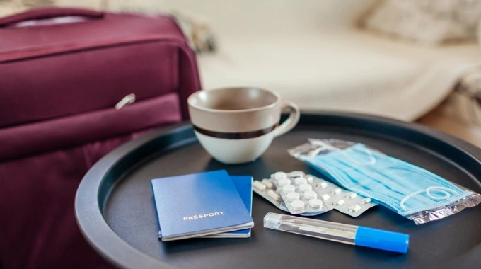 Kelionių atidėjimas dėl ligos: kokių dokumentų reikia kompensacijai gauti?