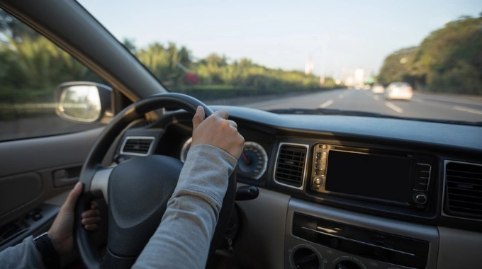 Neapdraustas vairuotojas. Ką daryti, jei avariją sukėlė jis?
